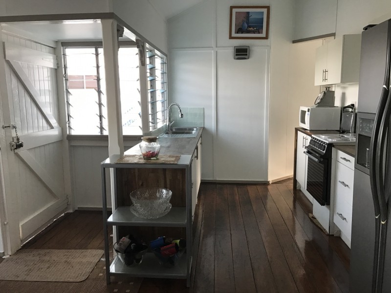 11 Cassia Cl, Stanage QLD 4702