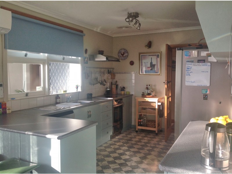 99 rosevears drive, Rosevears TAS 7277