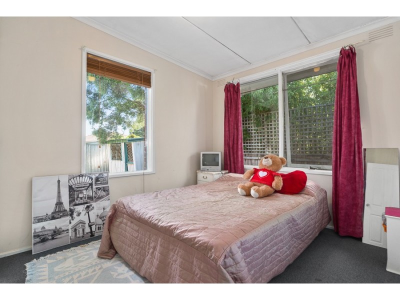 26 Hoya Cres, Frankston North VIC 3200