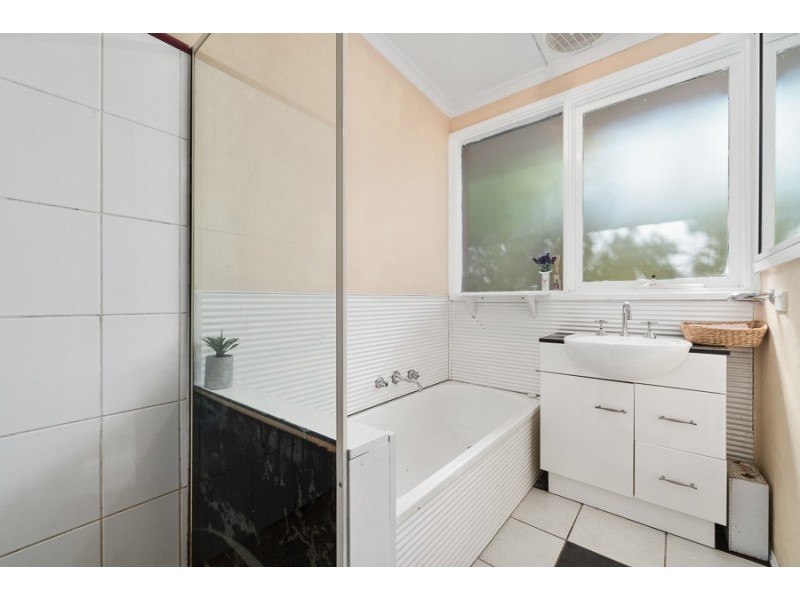 26 Hoya Cres, Frankston North VIC 3200