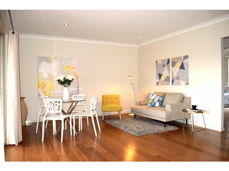 2 Agincourt Cresent, Valentine NSW 2280