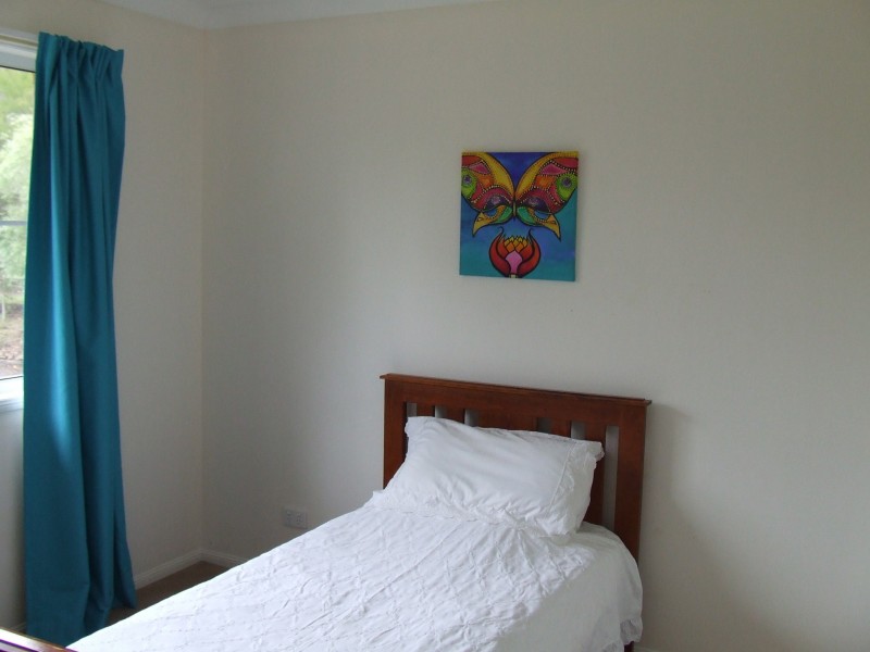 17 Lake Drive, Meringandan QLD 4352