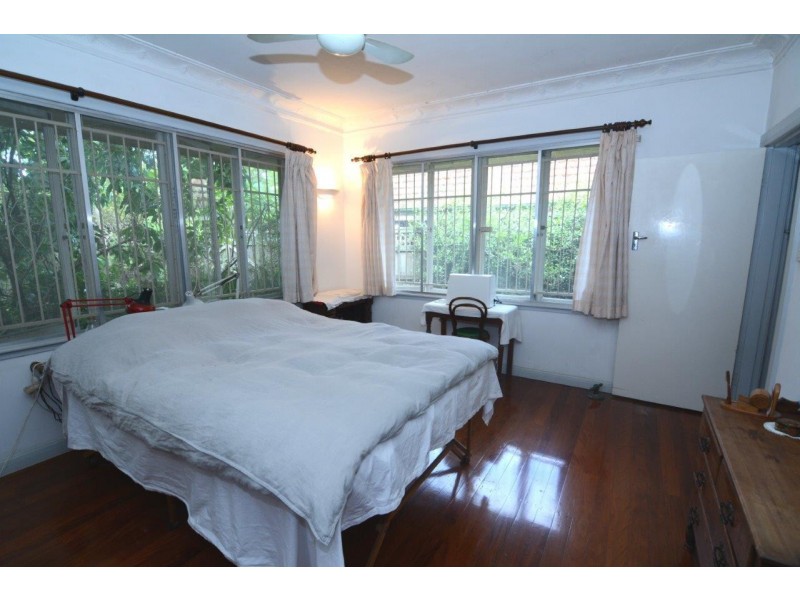 82 Redhill Road, Nudgee QLD 4014