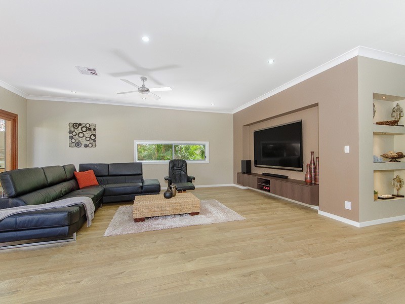 33 Birkdale Circuit, North Lakes QLD 4509