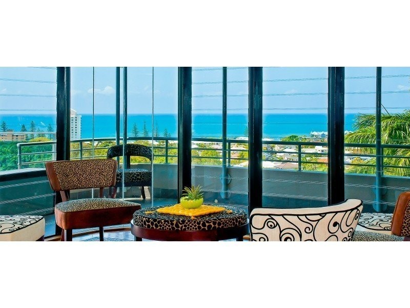 21 Yakola Parade, Alexandra Headland QLD 4572