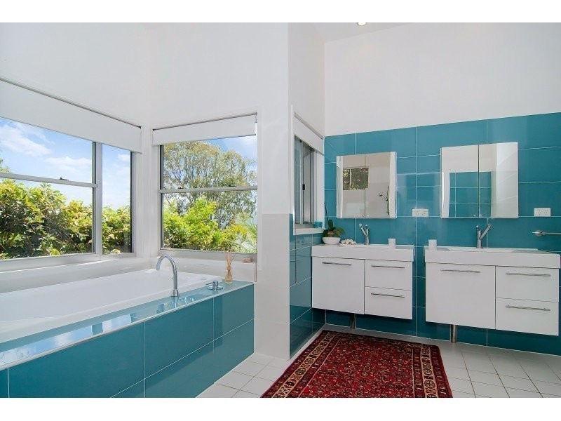 21 Yakola Parade, Alexandra Headland QLD 4572