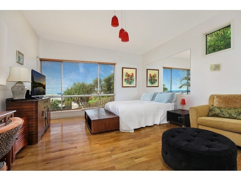 21 Yakola Parade, Alexandra Headland QLD 4572