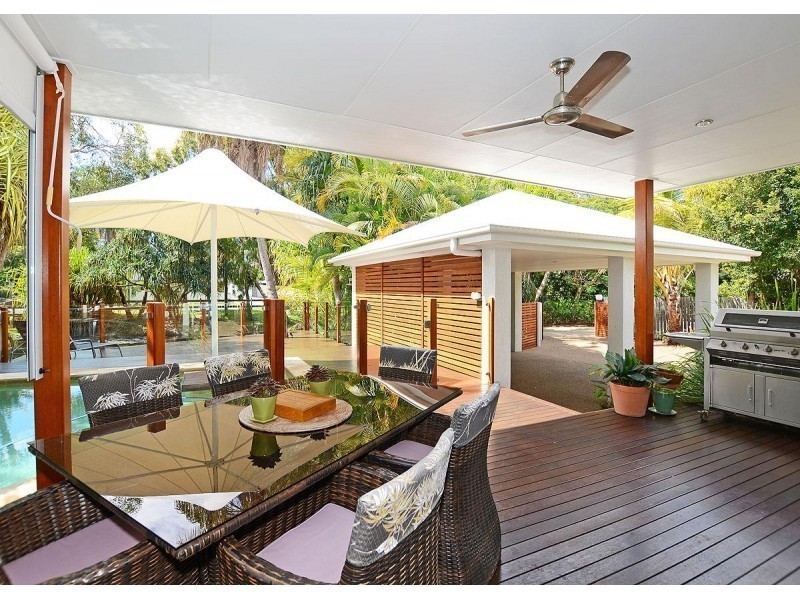 3 Sempfs Road, Dundowran Beach QLD 4655