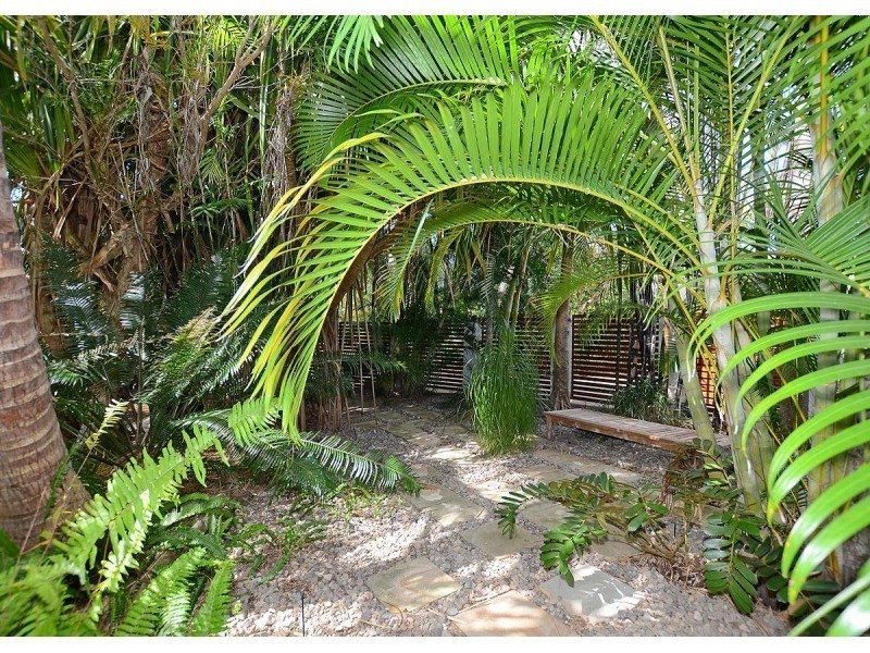 3 Sempfs Road, Dundowran Beach QLD 4655
