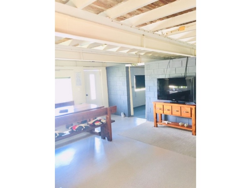 106 Farnborough Road, Yeppoon QLD 4703