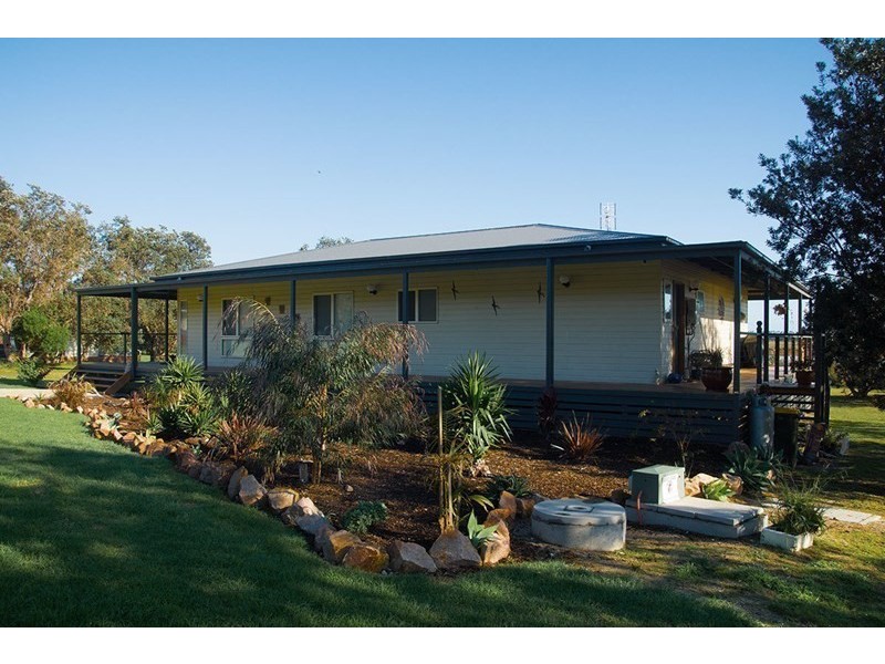 19 Mandalay Drive, The Honeysuckles VIC 3851