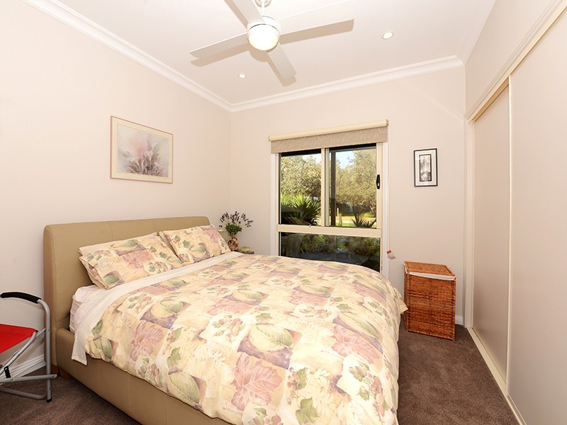 19 Mandalay Drive, The Honeysuckles VIC 3851
