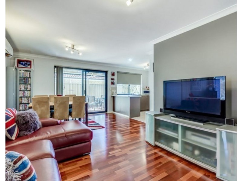 13/59 Third Avenue, Kelmscott WA 6111