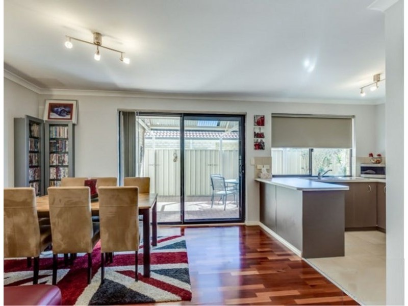 13/59 Third Avenue, Kelmscott WA 6111