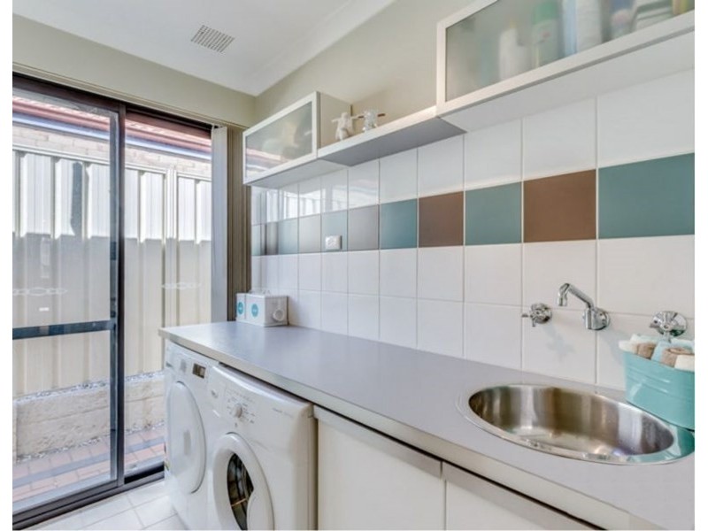 13/59 Third Avenue, Kelmscott WA 6111