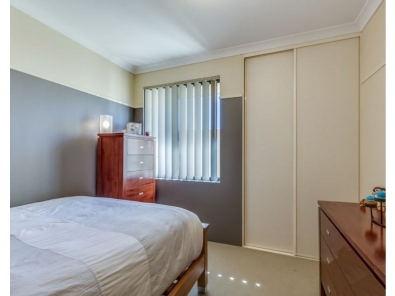 13/59 Third Avenue, Kelmscott WA 6111