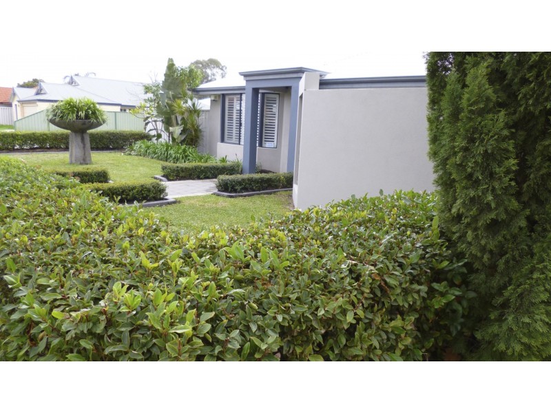 25 Klem Avenue, Redcliffe WA 6104