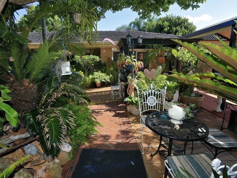 51 Macrossan Street, Childers QLD 4660