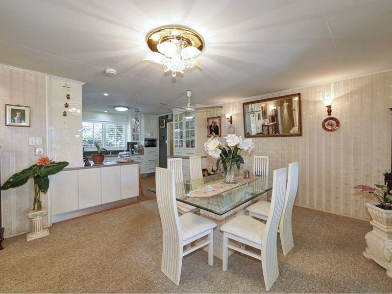 51 Macrossan Street, Childers QLD 4660