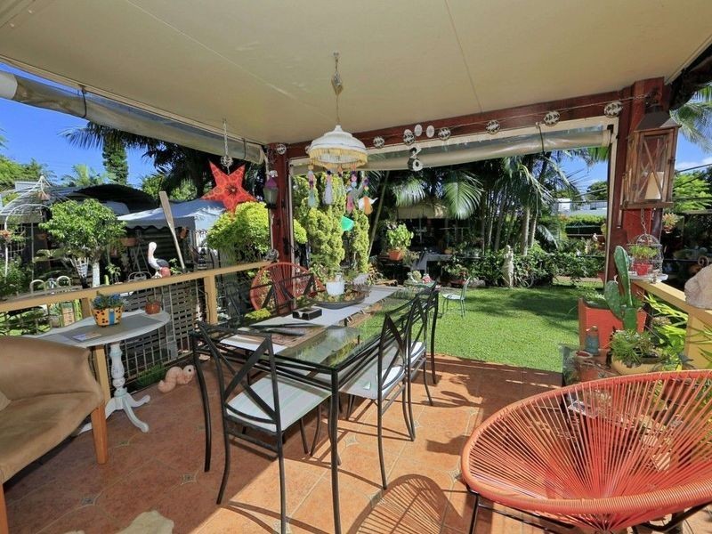 51 Macrossan Street, Childers QLD 4660