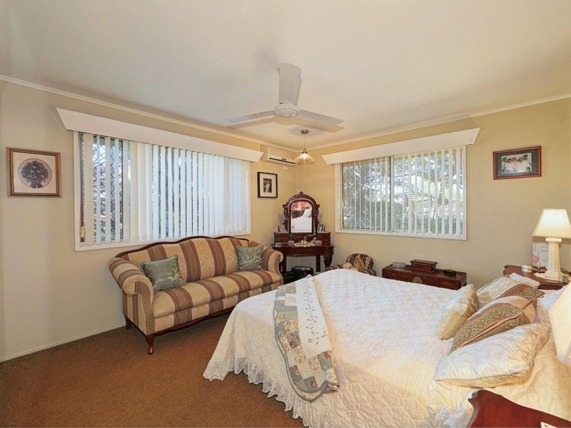 51 Macrossan Street, Childers QLD 4660