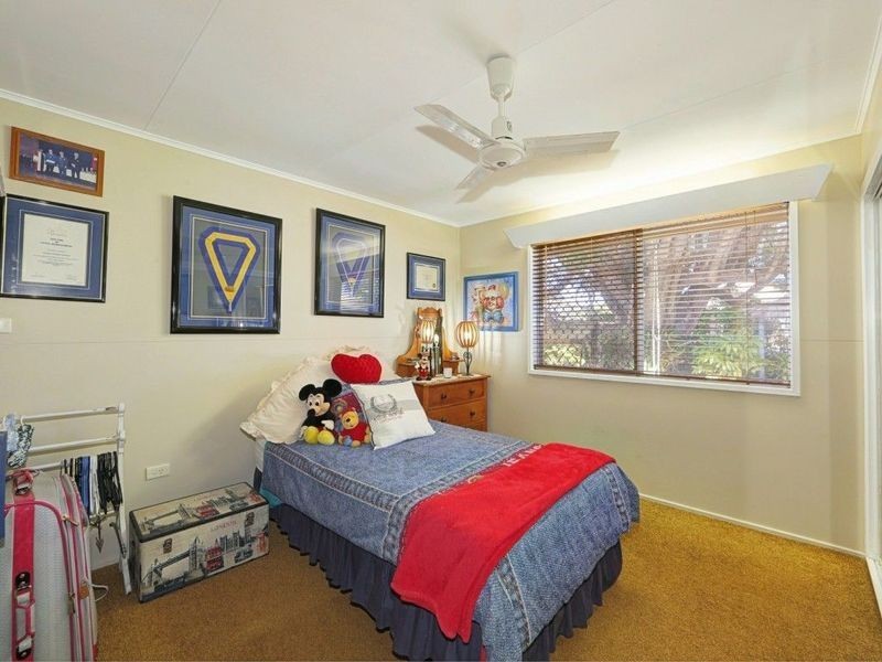 51 Macrossan Street, Childers QLD 4660