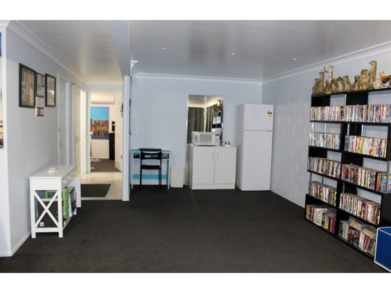 9 Marcus Street, Rasmussen QLD 4815