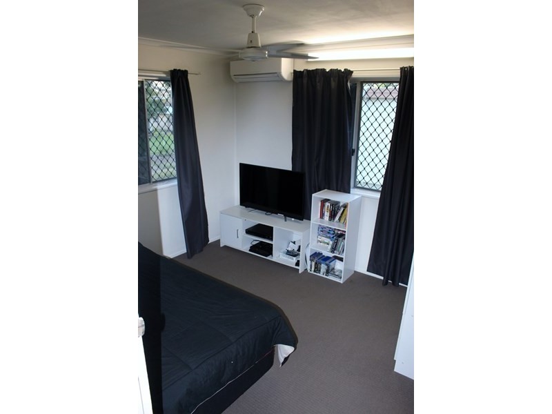 9 Marcus Street, Rasmussen QLD 4815