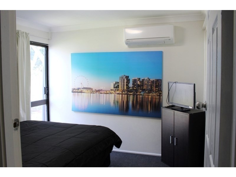 9 Marcus Street, Rasmussen QLD 4815