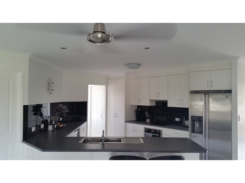 7 Highland Court, Emerald QLD 4720