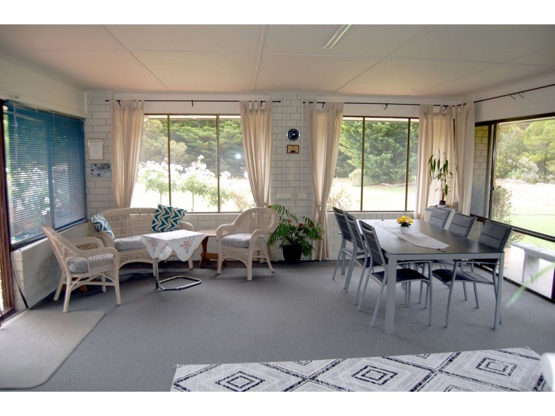 8817 Southern Ports Highway, Beachport SA 5280