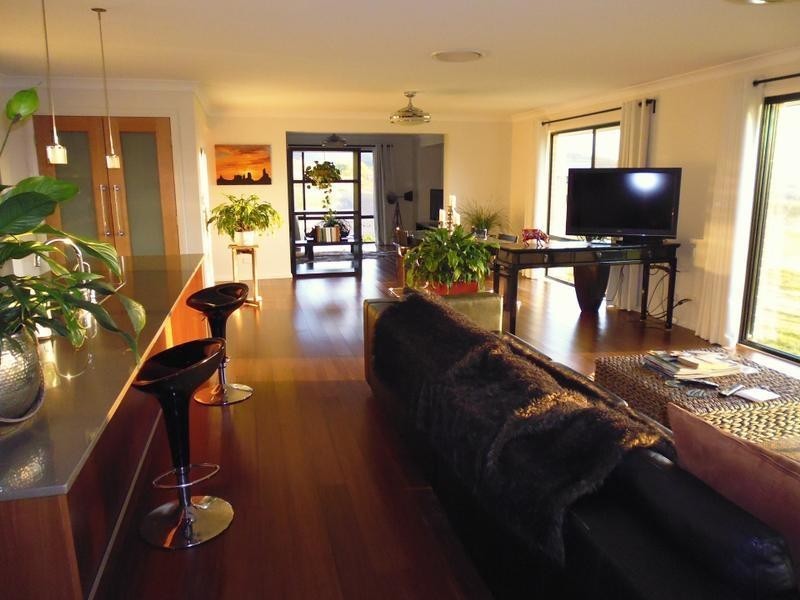 8 Lighthorse Parade, Glenbawn NSW 2337