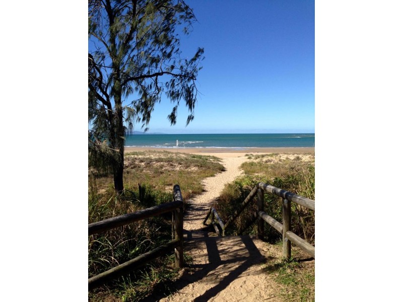 Blacks Beach QLD 4740