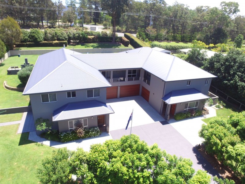 21 Howard Hughes Court, Maudsland QLD 4210