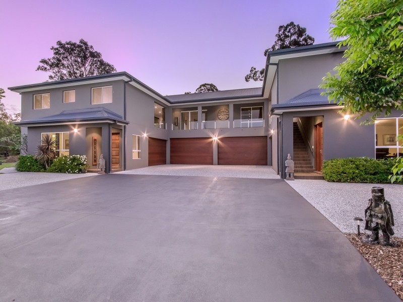 21 Howard Hughes Court, Maudsland QLD 4210