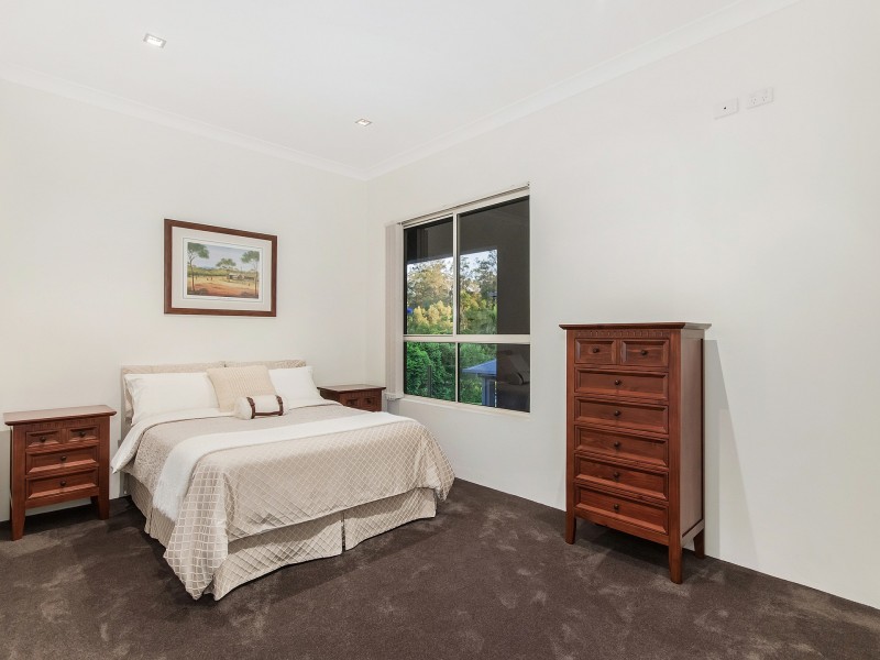 21 Howard Hughes Court, Maudsland QLD 4210