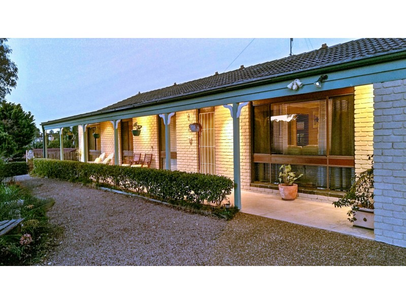 1 Clay Place, Eagle Vale NSW 2558