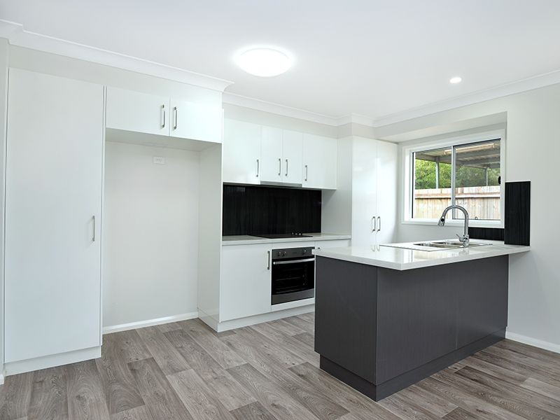 2/2 Ranfurly Street, Newtown QLD 4350