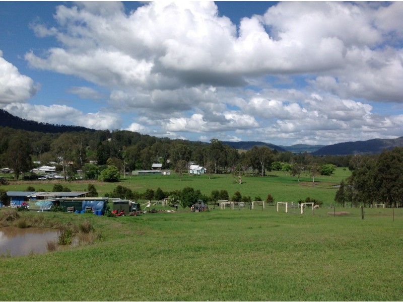 37 Dyraaba Street, Bonalbo NSW 2469