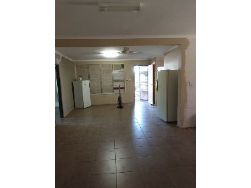 Willows QLD 4702