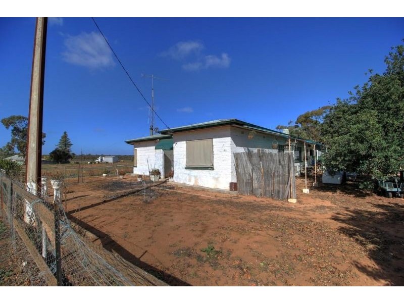 39 Henry road, Kingston On Murray SA 5331