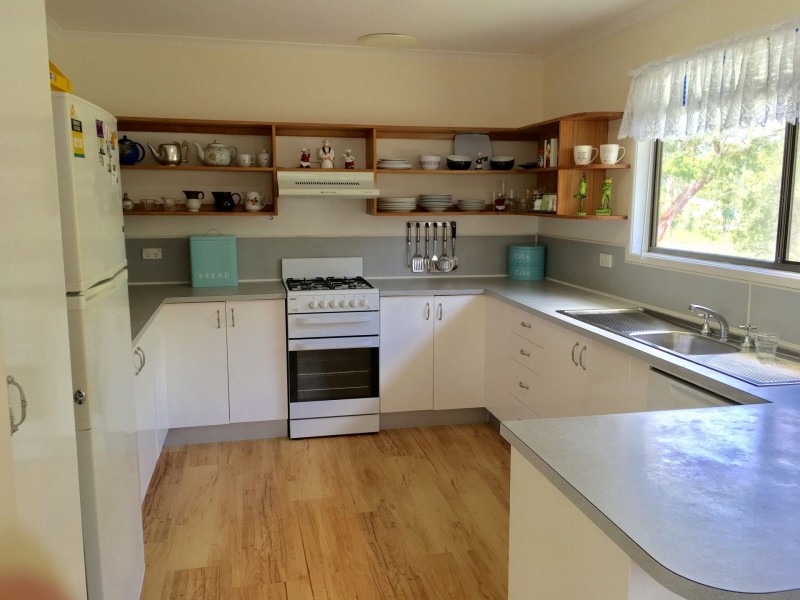 254 Pacific Haven Circuit, Pacific Haven QLD 4659