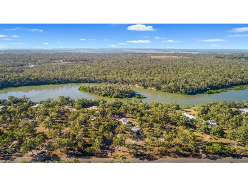 254 Pacific Haven Circuit, Pacific Haven QLD 4659