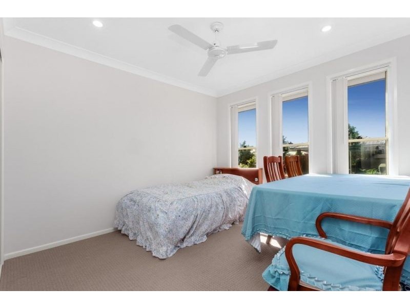 26 Watarrka Avenue, Fitzgibbon QLD 4018