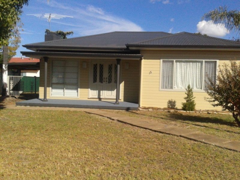 15 Simpson Lane, Wellington NSW 2820