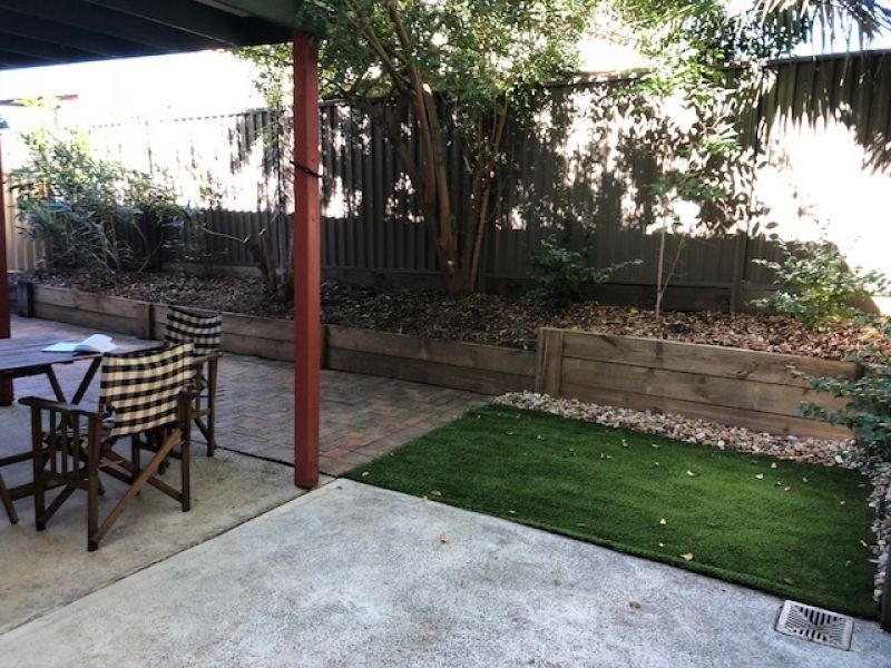 2/33 Government Rd, Labrador QLD 4215