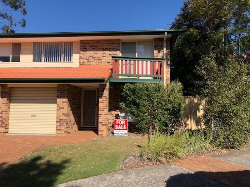 2/33 Government Rd, Labrador QLD 4215