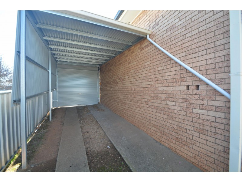 2 Dwyer Drive, Young NSW 2594
