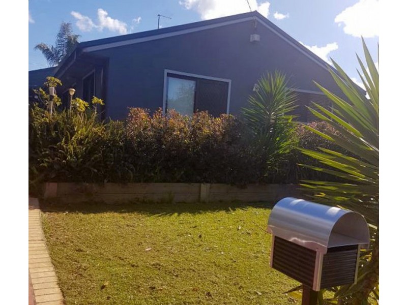 4 Saltwater crescent, Diamond Beach NSW 2430