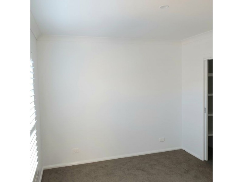 27 William Maker Dr, Orange NSW 2800